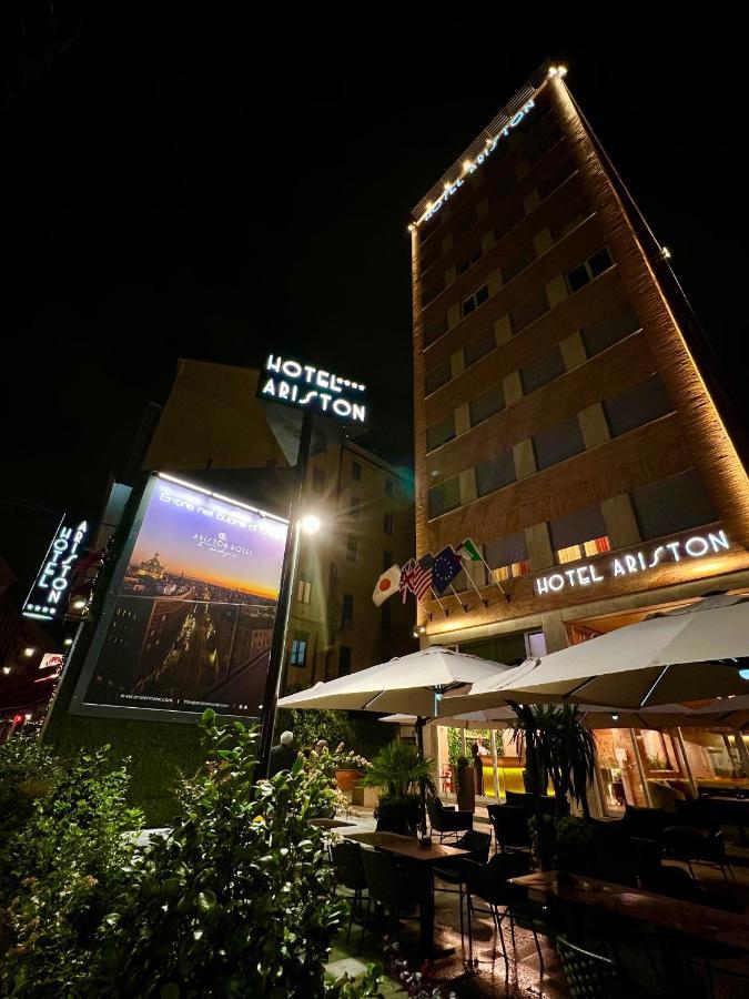 ホテル アリストン ミラノ エクステリア 写真